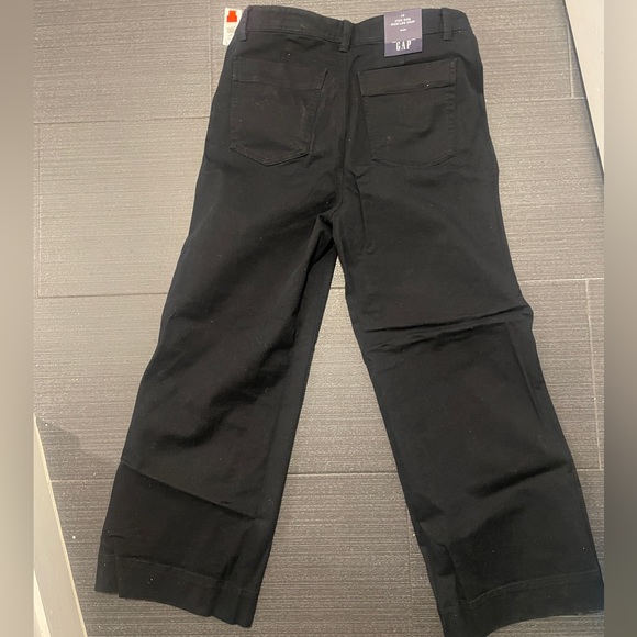 Black Gap Jean, new with tags, size 10 - Picture 2 of 4